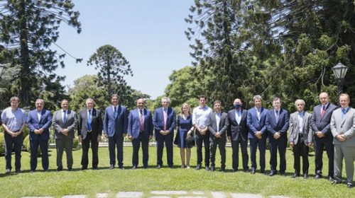 Tope para alícuotas, autonomía y facultades tributarias, los ejes del nuevo consenso fiscal