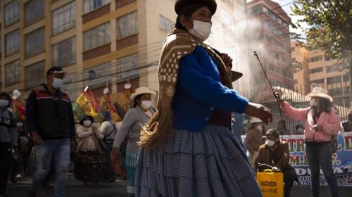 La variante Ómicron hace estragos en Sudamérica: los números del avance del coronavirus en la región