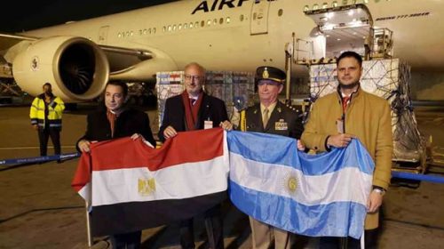 Egipto recibió un millón de vacunas contra el Covid-19, donadas por Argentina