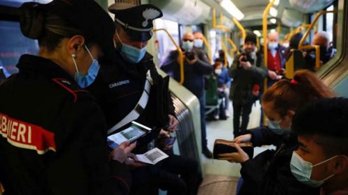 Sin restaurantes ni vida social: Italia endurece las restricciones contra los antivacunas