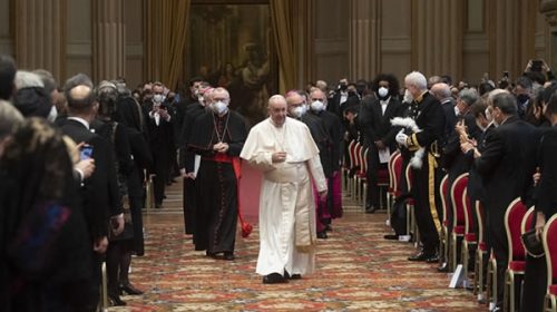 Papa Francisco: las vacunas son “la solución más razonable” contra el coronavirus