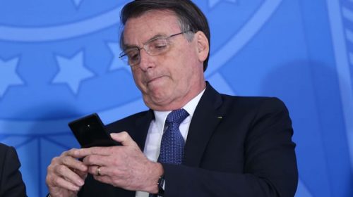 Jair Bolsonaro en aprietos: para la Policía de Brasil cometió un delito al divulgar documentos secretos