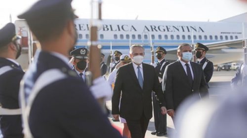Fernández participa de la asunción de Boric en Chile