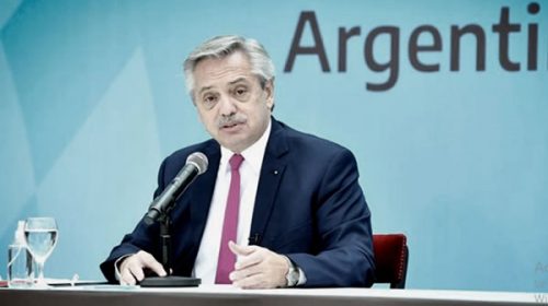 El Presidente encabeza el acto de entrega de vivienda y el crédito 40 mil de su gestión