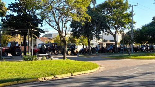 Un importante tractorazo se realizó en Chajarí