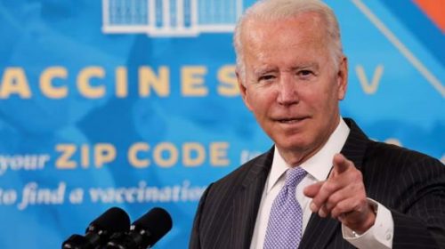 Renta inesperada: jaqueado por la inflación, Biden amenazó a las grandes petroleras