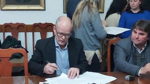 Zanandrea firmó convenio para remodelar el jardín maternal de Santa Ana