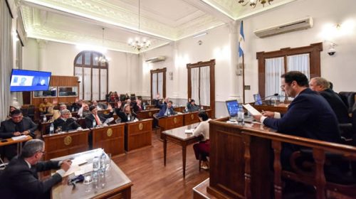 Es ley el control vehicular permanente de peso de cargas en rutas