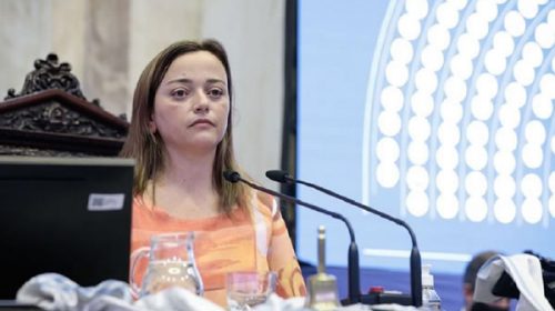 La sucesión de Massa en el Parlamento acumula varias candidaturas