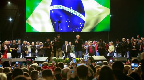 Lula recibió el apoyo de seis excandidatos presidenciales y apuesta a ganar en primera vuelta