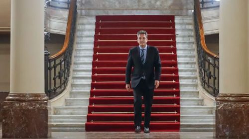 Massa viaja a Francia para renegociar la deuda con el Club de París