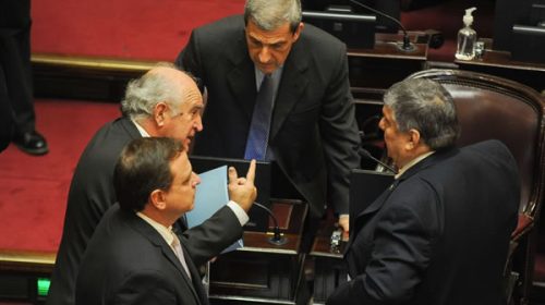 Oscar Parrilli le bajó el tono a la polémica propuesta del senador  Mayans