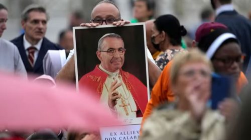El papa Francisco consagró beato a Juan Pablo I por un milagro realizado en la Argentina