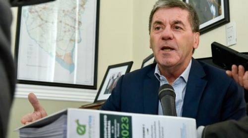 Con la presencia del Ministro de Economía, Diputados comienza a tratar el proyecto de Presupuesto