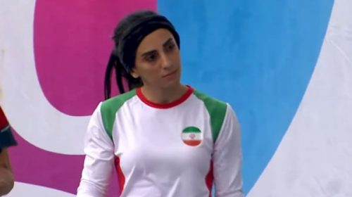 Irán: desapareció una atleta que compitió sin velo en forma de protesta