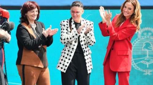 Alberto Fernández les tomó juramento a las nuevas ministras