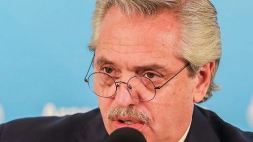 El Presidente encabeza actos del Programa Remediar y la Conferencia de la Mujer