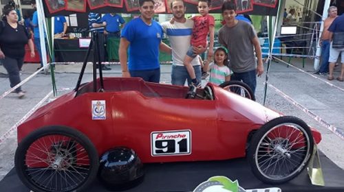 Cinco escuelas técnicas de Entre Ríos participarán en una carrera nacional de autos ecológicos