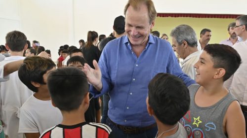Bordet inauguró obras educativas y deportivas en Concordia