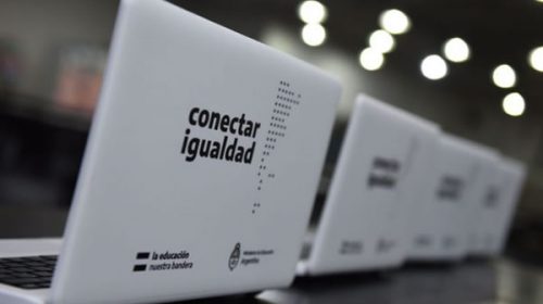 Sigue la distribución de computadoras gratis