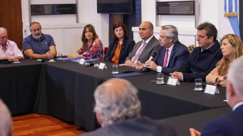 Acordaron un aumento del 20% del salario mínimo en cuatro tramos
