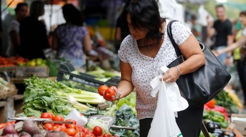 Los consumidores pagan cuatro veces más de lo que cobran los productores agropecuarios