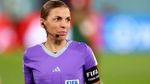 Stéphanie Frappart es la primera mujer en dirigir un partido del Mundial Qatar 2022