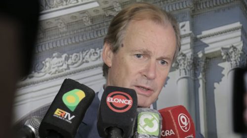 Bordet firmó obras en infraestructura educativa por más de mil millones de pesos