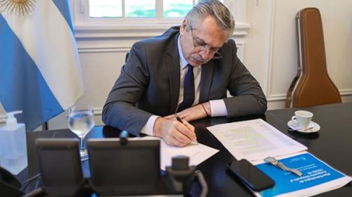 El Gobierno promulgó parcialmente el Presupuesto 2023