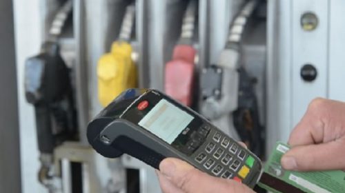 Estaciones de servicio: hasta cuándo se podrá pagar con tarjeta de crédito