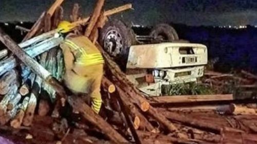 El vuelco de un camión causó dos nuevas muertes en la provincia