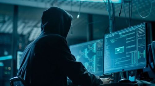 Periodistas denuncian que hackers manipularon 30 elecciones a nivel mundial