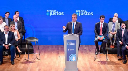 Massa relanzó Precios Justos, que ahora incluye útiles escolares y las cuotas de los colegios privados