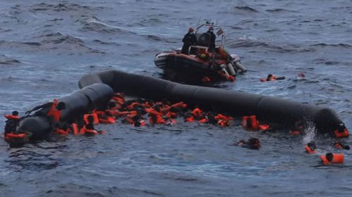 Mar Mediterráneo: más de 70 náufragos muertos en las costas de Libia