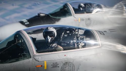 Eslovaquia enviará sus aviones de combate a Ucrania