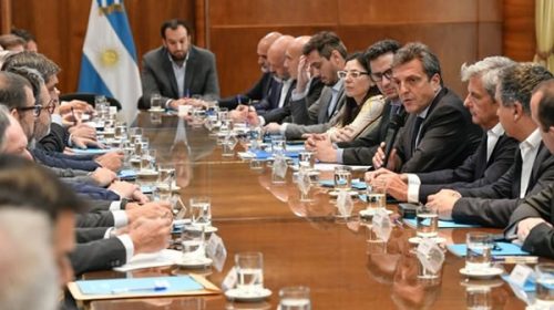 Massa se reunió con banqueros, fondos de inversión y compañías de seguros
