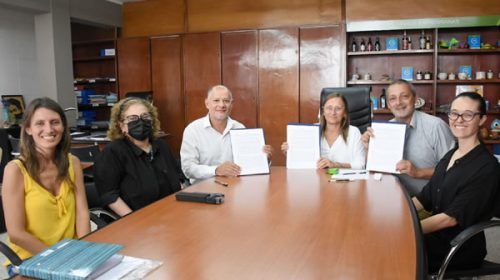 La provincia trabaja junto a las universidades públicas en la implementación de la Ley Micaela