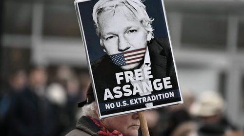 Parlamentarios británicos pidieron la libertad de Assange y rechazaron la extradición