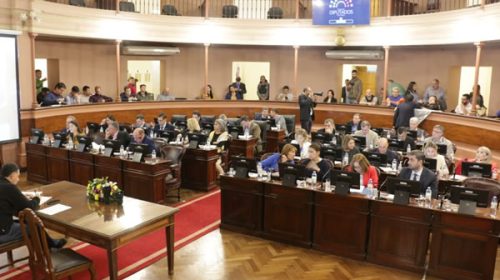 Con la abstención de parte de la oposición, Diputados sancionó la creación de más de 52 mil horas cátedra
