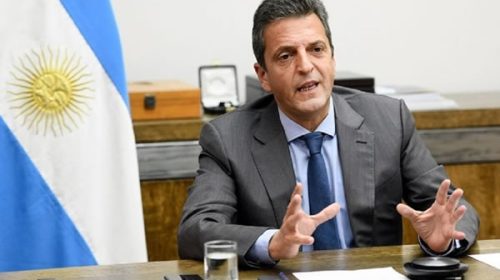 Massa firma acuerdos de refinanciación de deuda con siete miembros del Club de París Massa firma acuerdos de refinanciación de deuda con siete miembros del Club de París