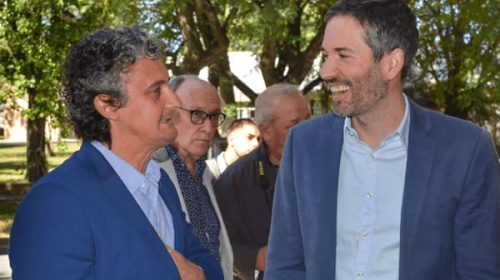 El Intendente Bravo firmó contrato para inicio de obra de nueva escuela para Federación