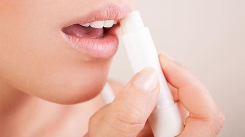 ANMAT alerta por un bálsamo labial y prohíbe su venta