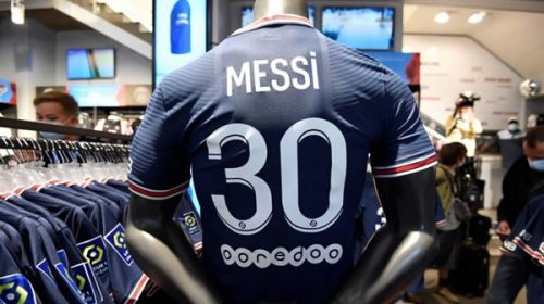 En medio de la polémica entre Messi y PSG, el club dejó de vender su camiseta