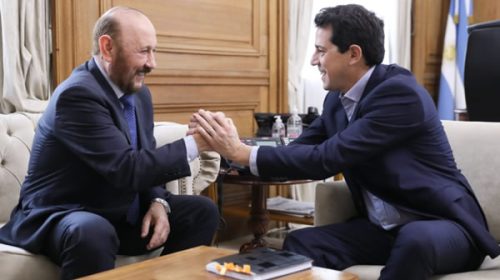 Insfrán recorre despachos de cara al cierre de alianzas