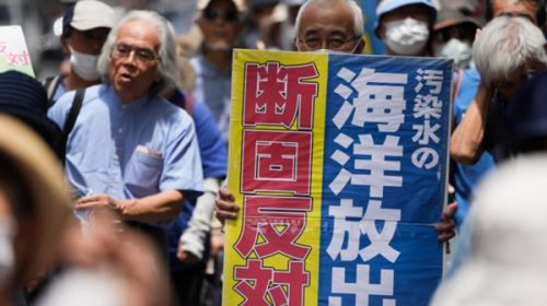 China instó a Japón a dejar de impulsar plan de vertido de agua contaminada en el océano