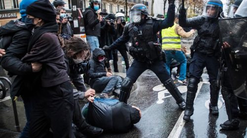 Al menos 16 detenidos en la séptima noche de protestas callejeras en Francia