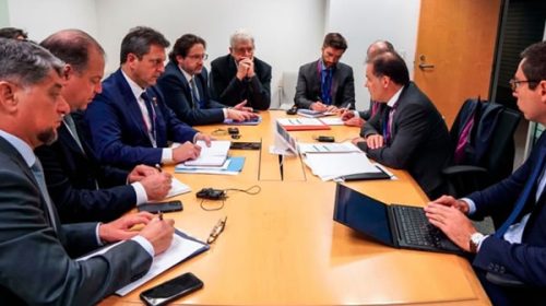 El equipo de Massa viaja a EEUU para cerrar el acuerdo con el FMI: la posición “firme” del candidato presidencial