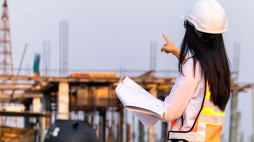 Tras casi un siglo, derogan ley que prohibía trabajo de mujeres en tareas consideradas masculinas