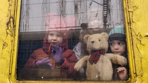 Moscú informó que 700.000 niños de las zonas de conflicto de Ucrania ahora están en Rusia