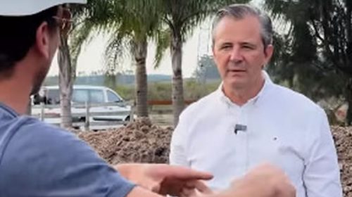 “Ignoran lo que tenemos o mienten deliberadamente”: Bahl cargó contra la oposición por desconocer el gasoducto entrerriano “Ignoran lo que tenemos o mienten deliberadamente”: Bahl cargó contra la oposición por desconocer el gasoducto entrerriano